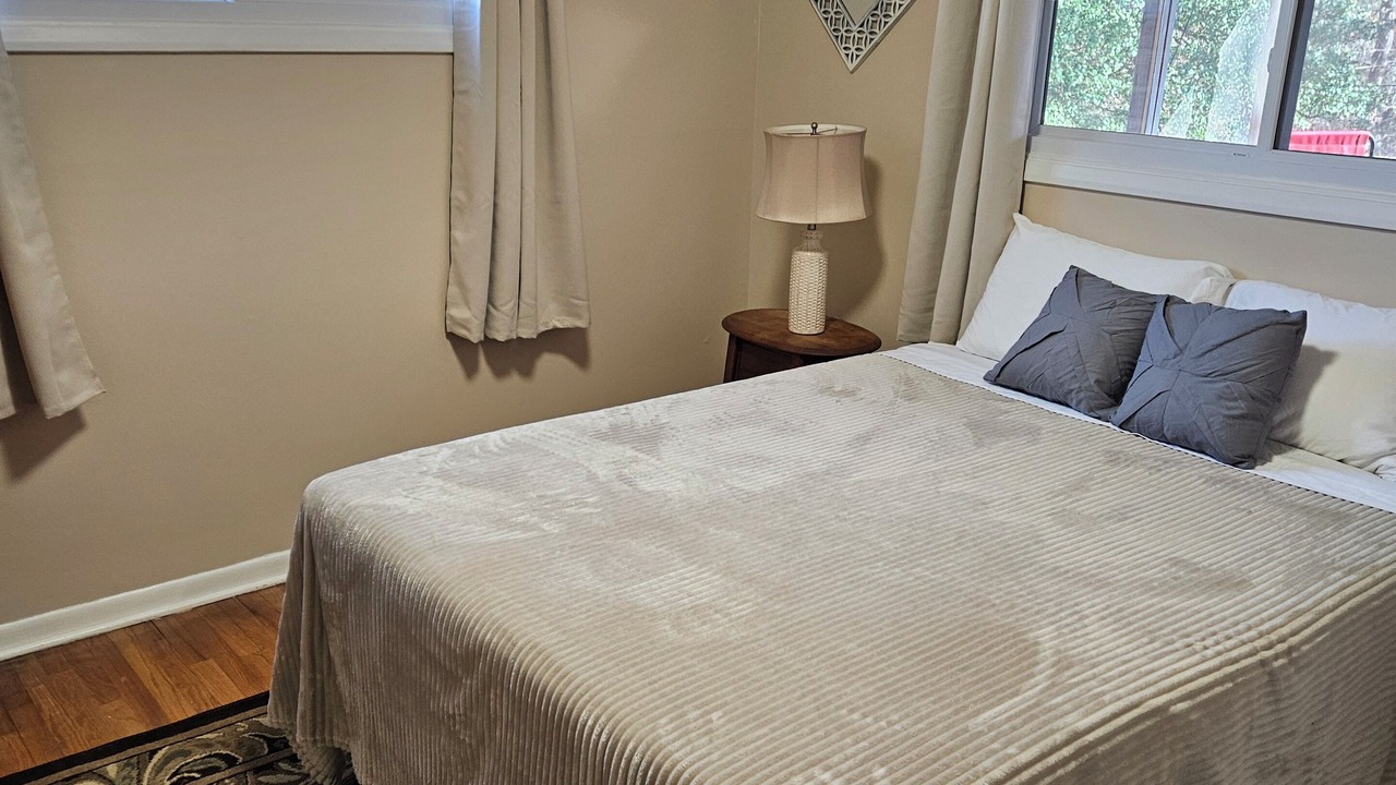 Photo of Bedroom in Glen Burnie