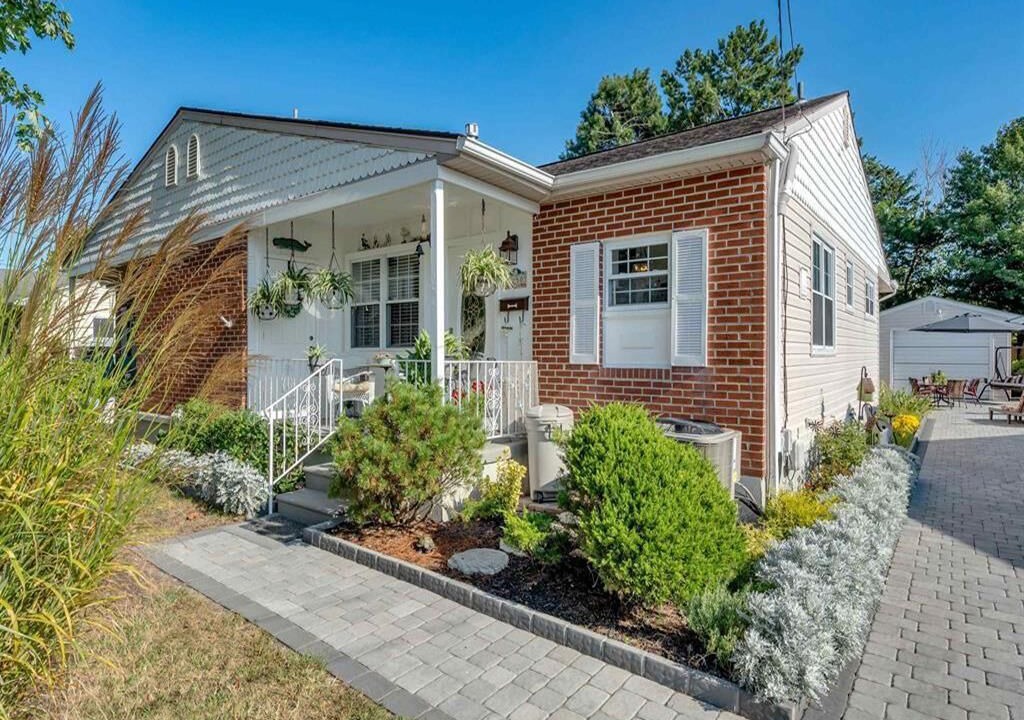 Photo of Others in Admiral Estates