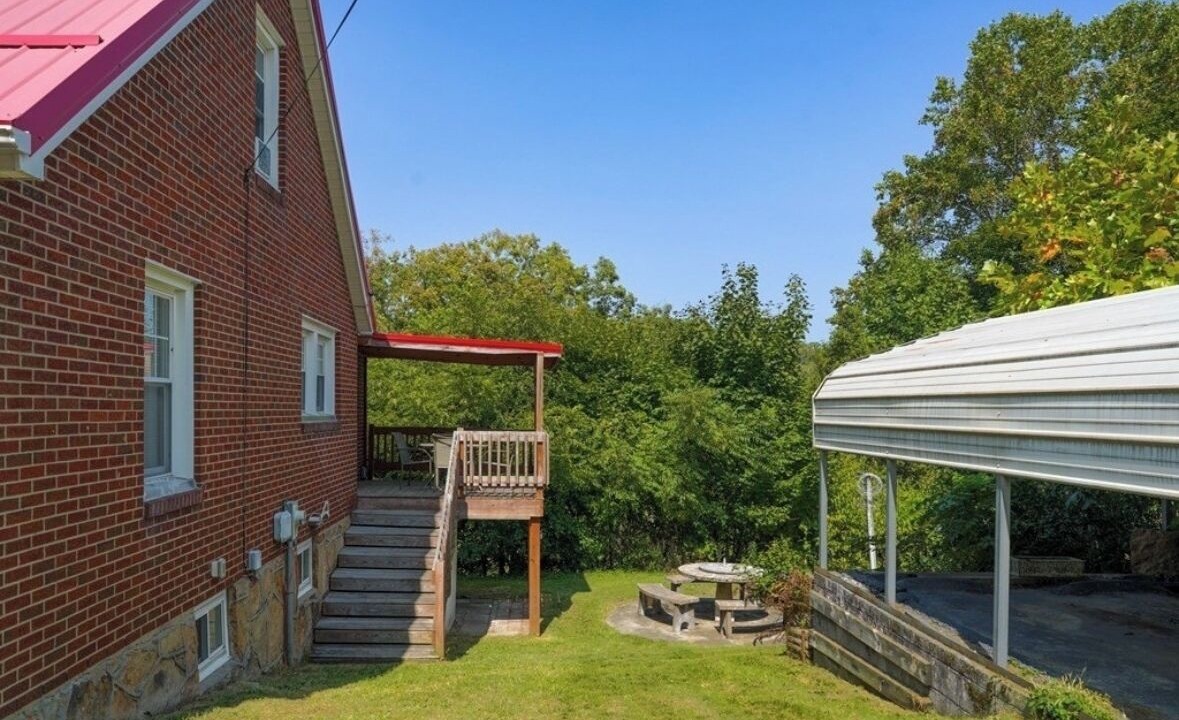 Photo of Outdoor in Bluewell