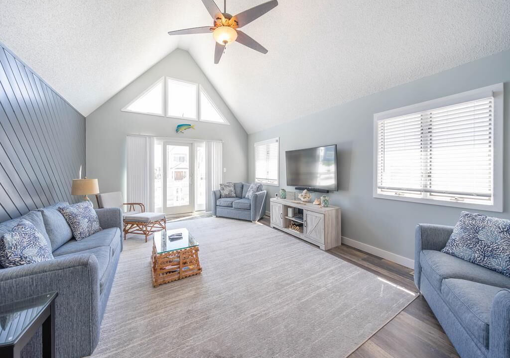 Photo of Livingroom in Dennisville