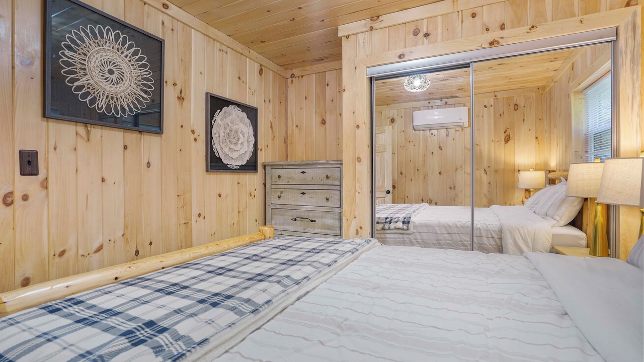 Photo of Bedroom in Bergton