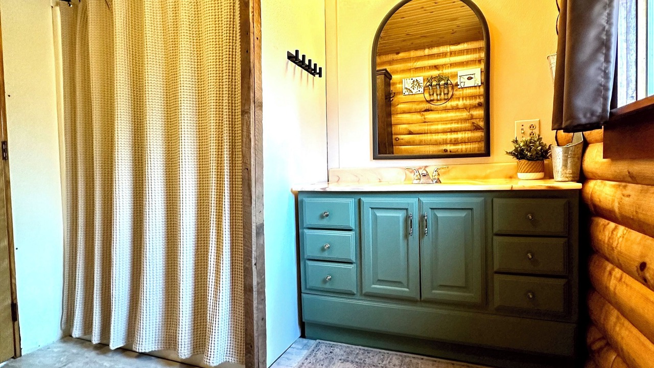 Photo of Bathroom in Coshocton
