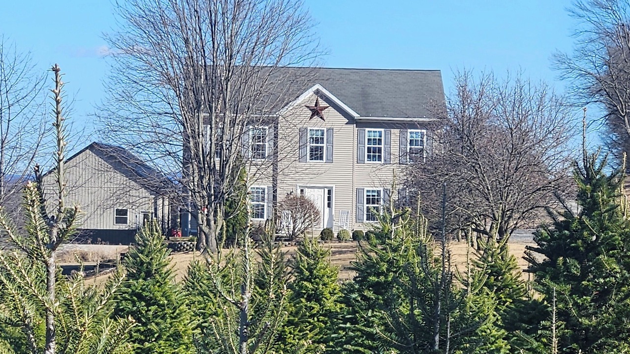 Photo of Others in Middleburg
