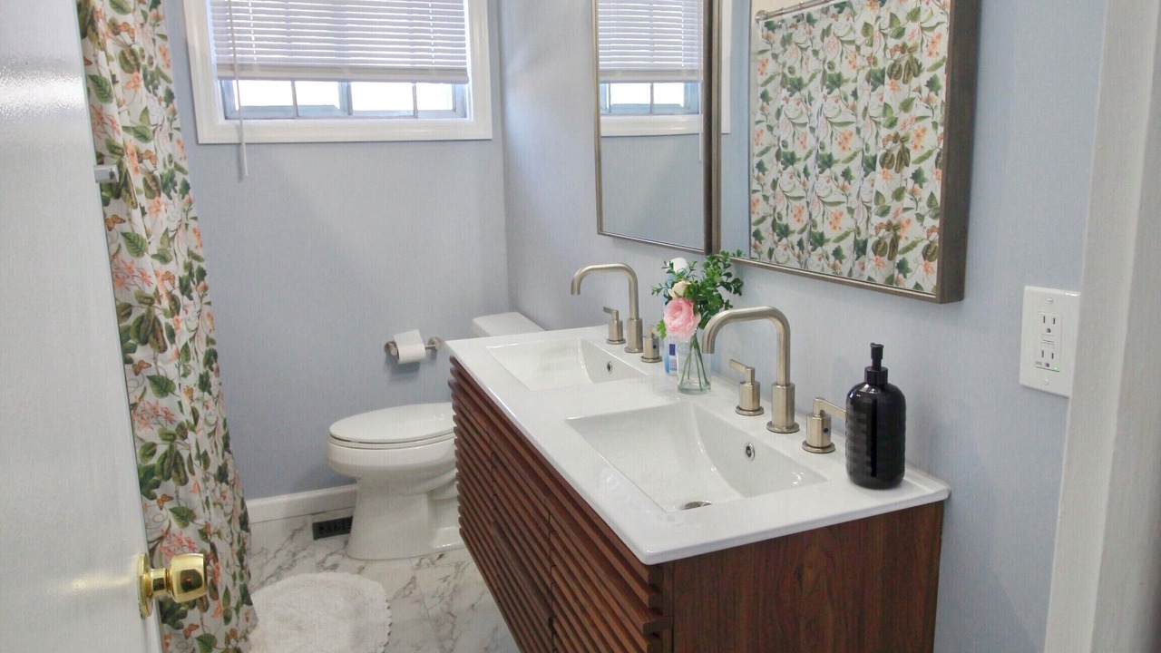 Photo of Bathroom in Marlton