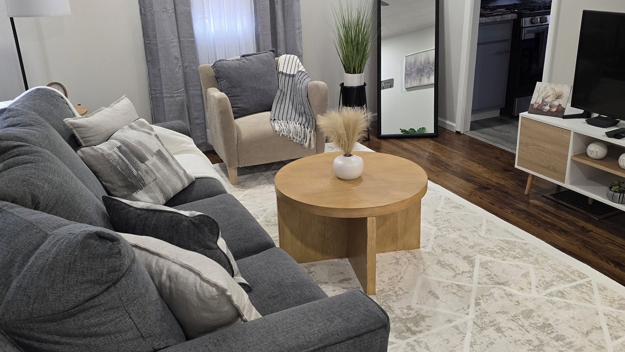 Photo of Livingroom in Lafayette