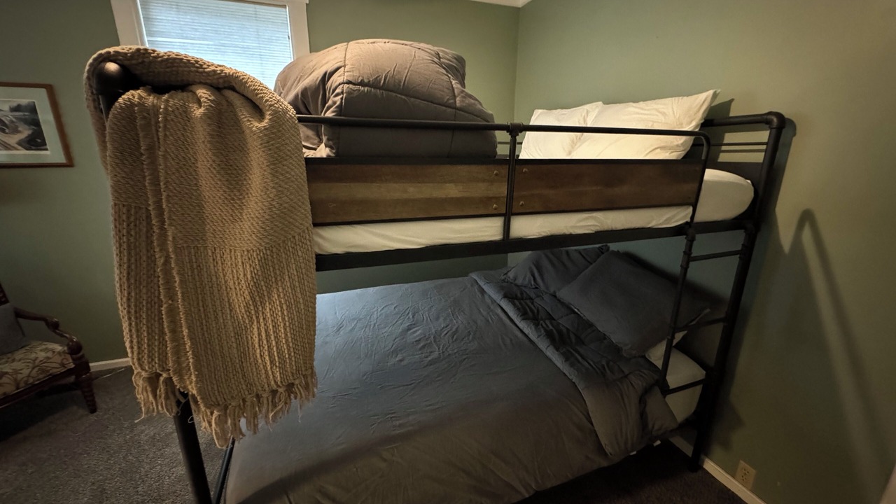 Photo of Bedroom in Ahsahka