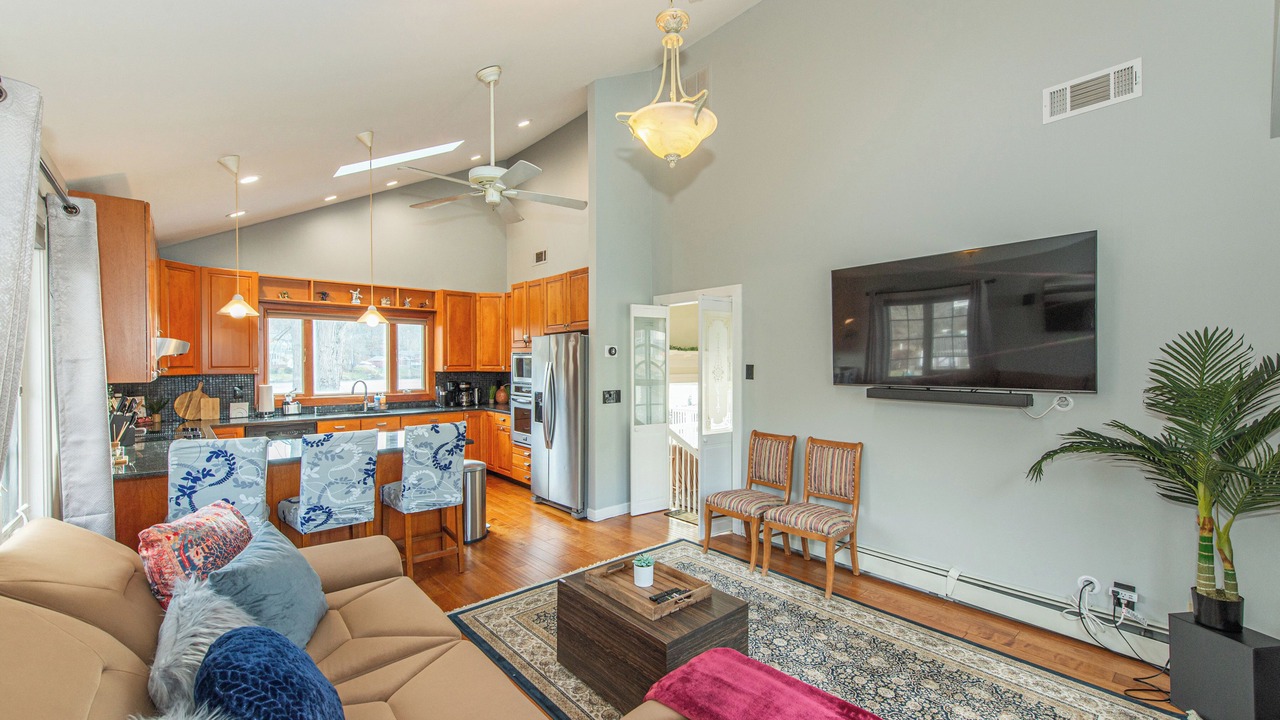 Photo of Livingroom in Lake Hopatcong