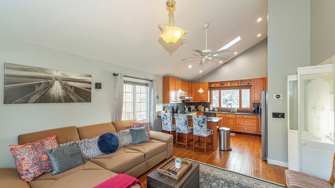 Photo of Livingroom in Lake Hopatcong