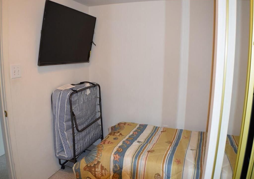 Photo of Bedroom in Townsend's Inlet