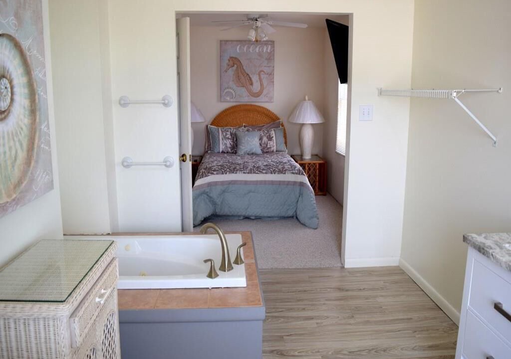 Photo of Bedroom in Townsend's Inlet
