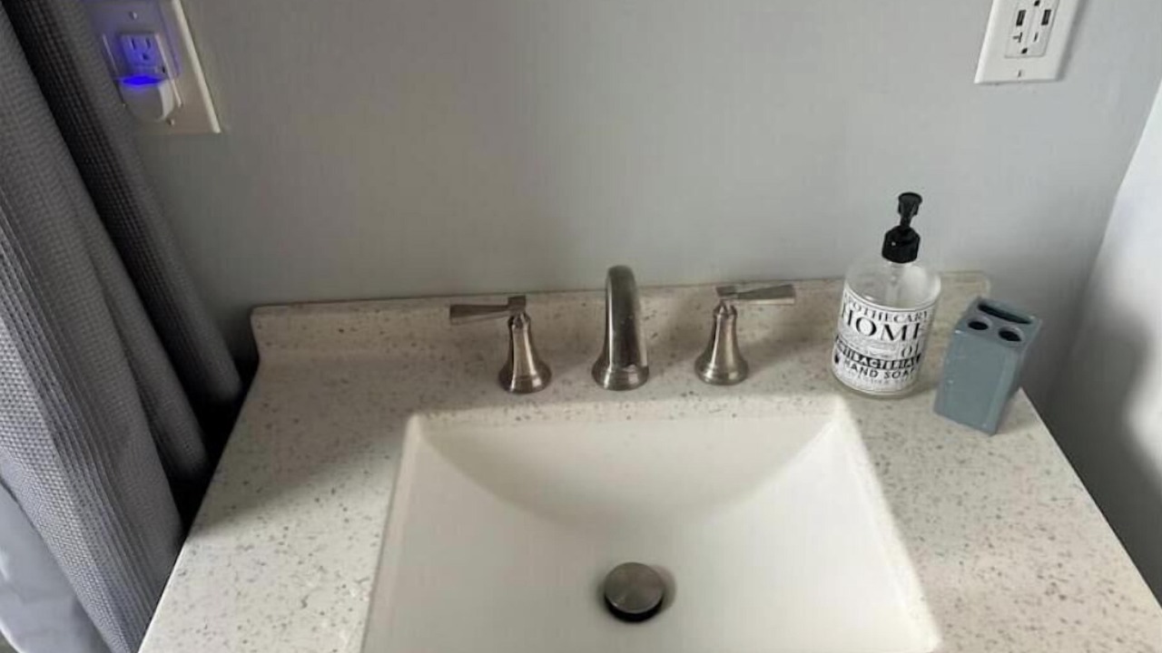 Photo of Bathroom in Brick
