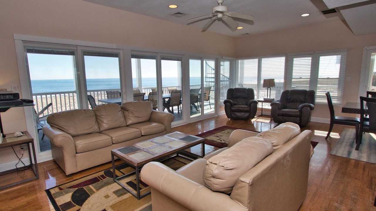 Photo of Livingroom in Loveladies