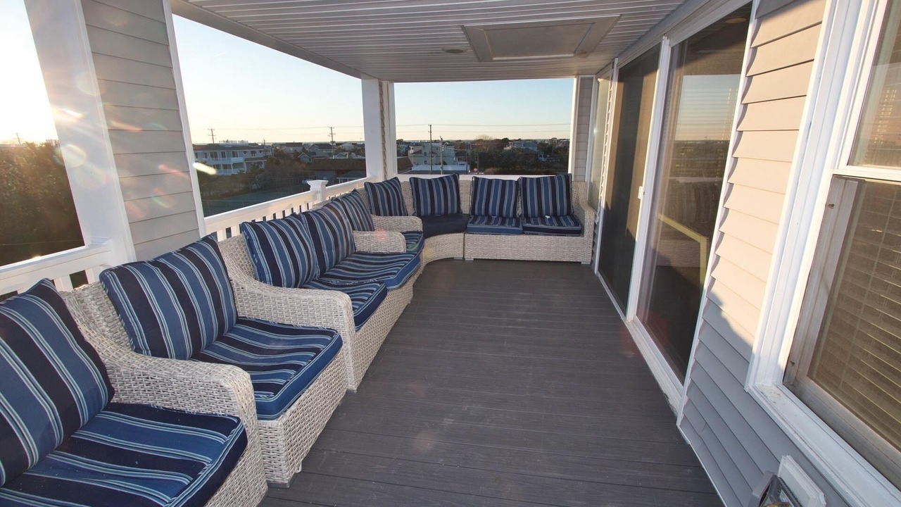 Photo of Patio Balcony in Loveladies