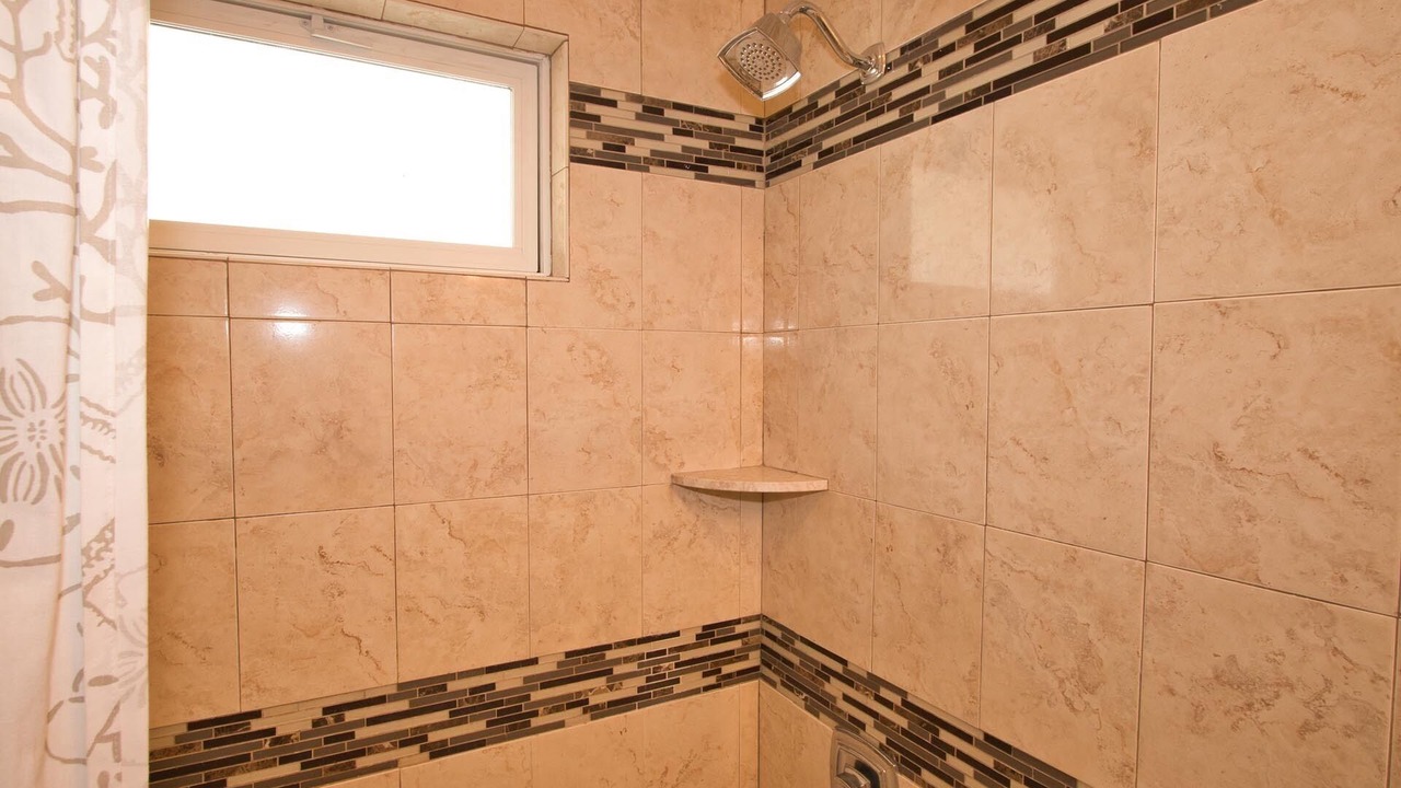 Photo of Bathroom in Loveladies