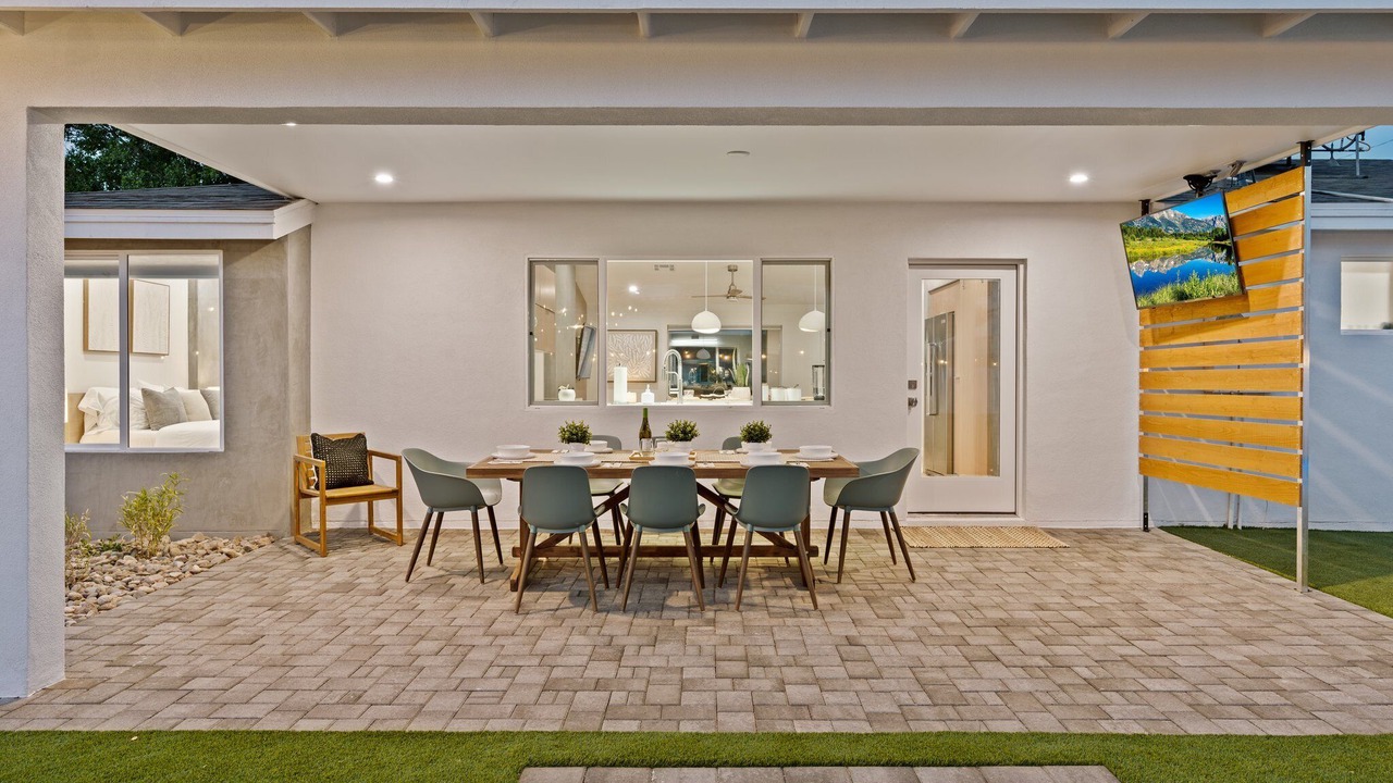 Photo of Outdoor in New Papago Parkway