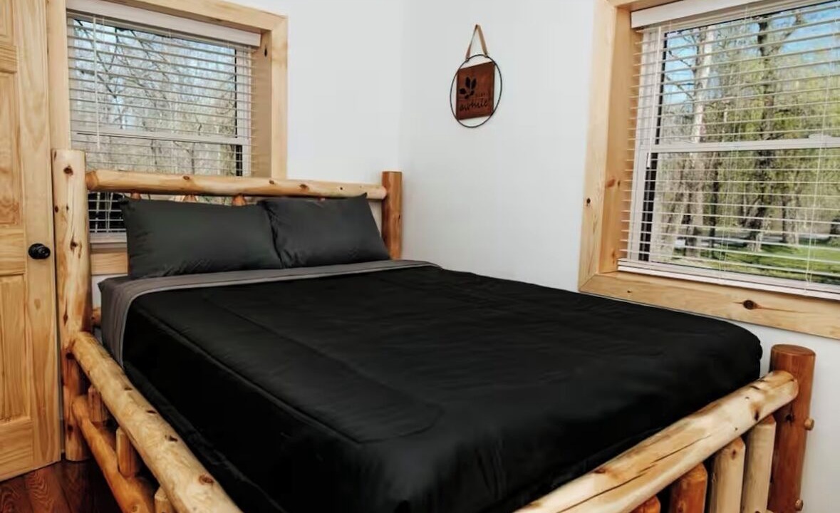 Photo of Bedroom in Laurelton