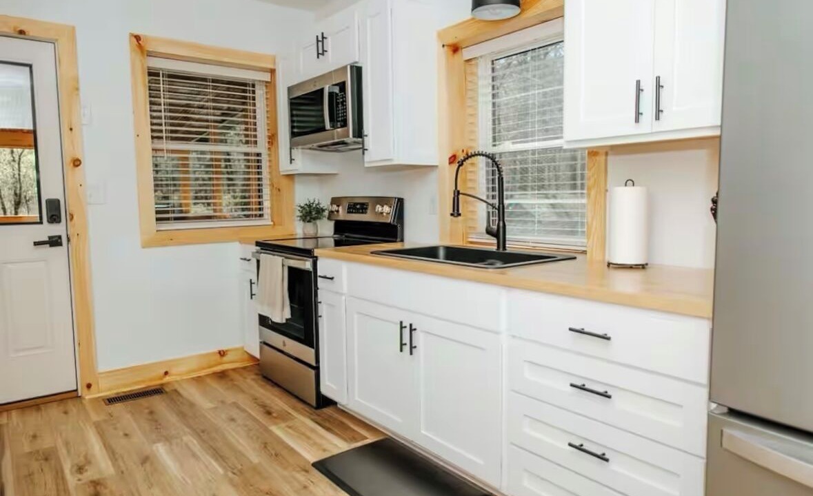 Photo of Kitchen in Laurelton