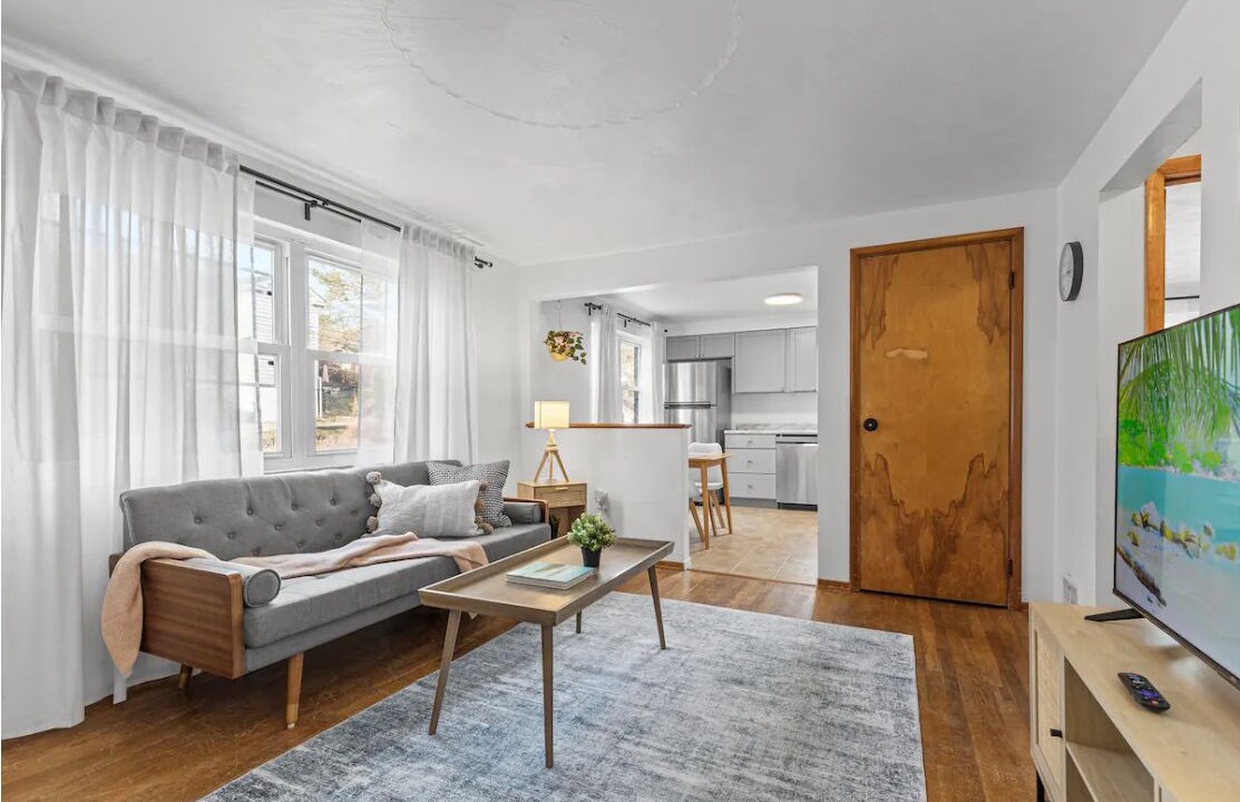 Photo of Livingroom in Brentwood