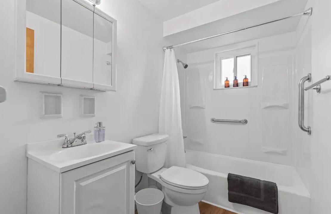 Photo of Bathroom in Brentwood