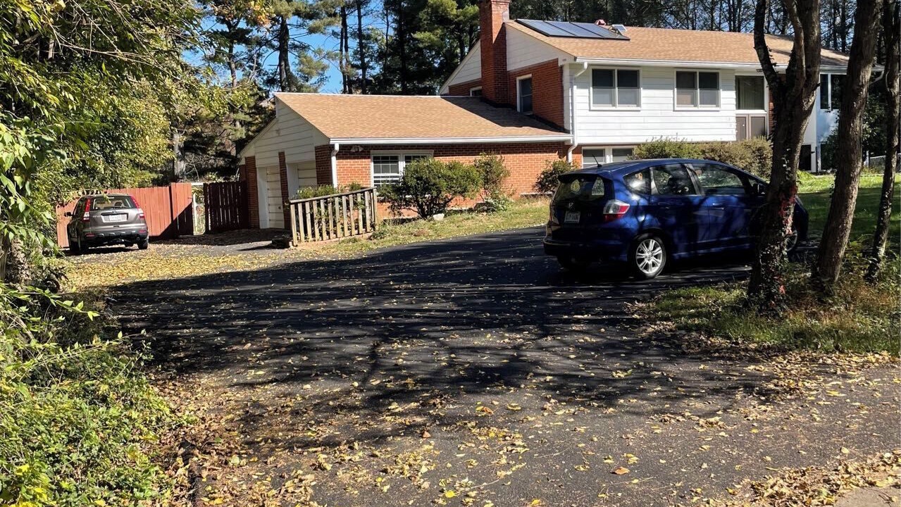 Photo of Outdoor in Oakton