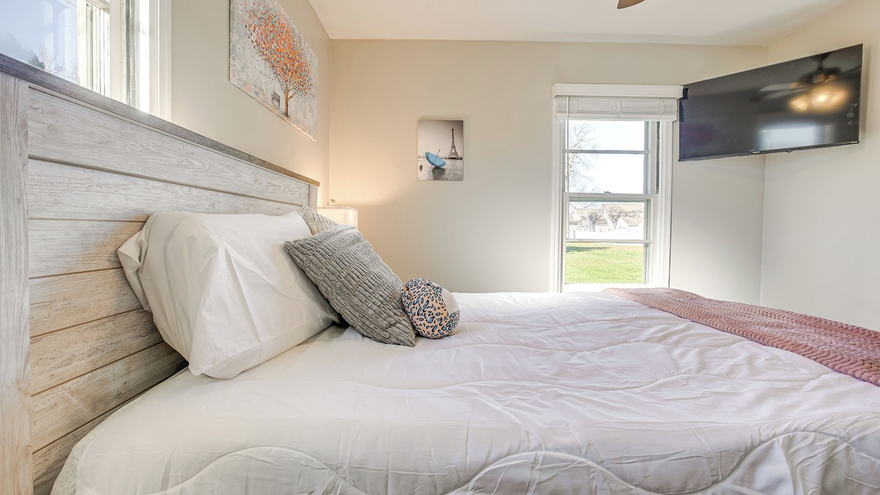 Photo of Bedroom in Newark