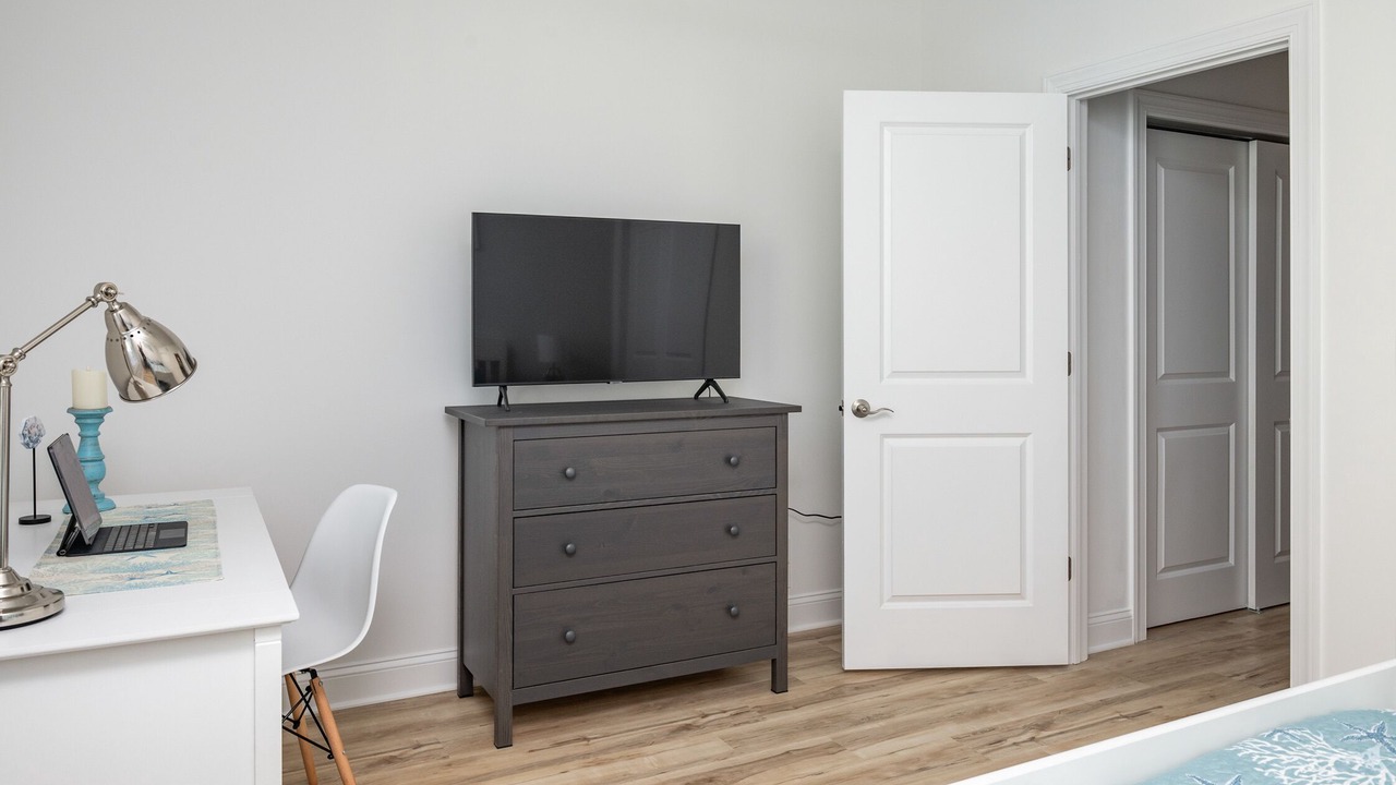 Photo of Bedroom in Seaside Heights