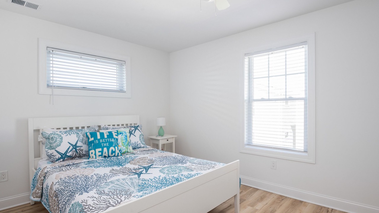 Photo of Bedroom in Seaside Heights