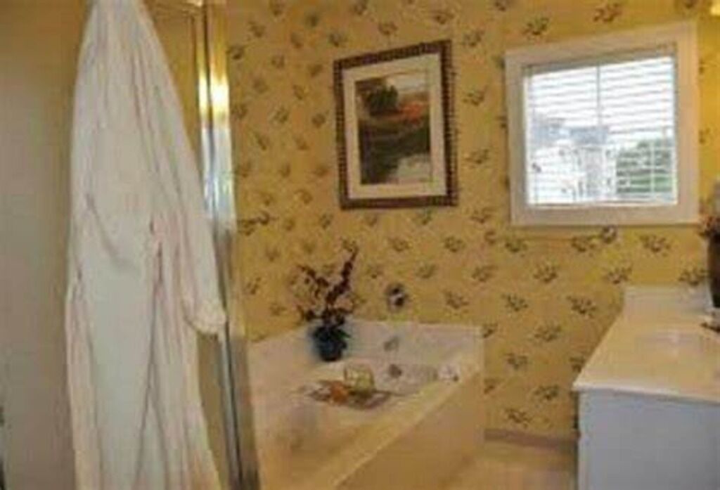 Photo of Bathroom in Lackey