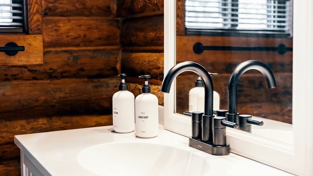 Photo of Bathroom in Mount Liberty