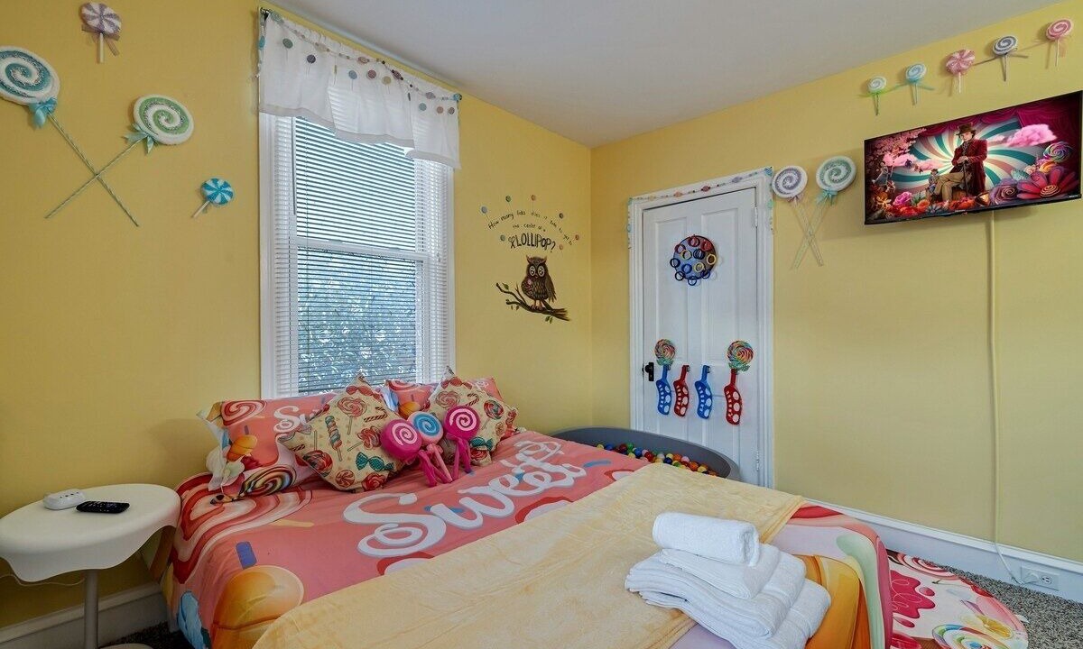 Photo of Bedroom in Annville
