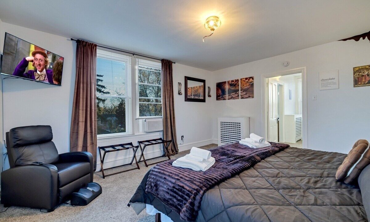 Photo of Bedroom in Annville