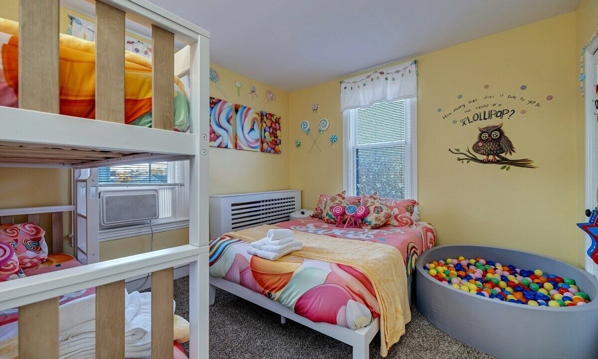 Photo of Bedroom in Annville
