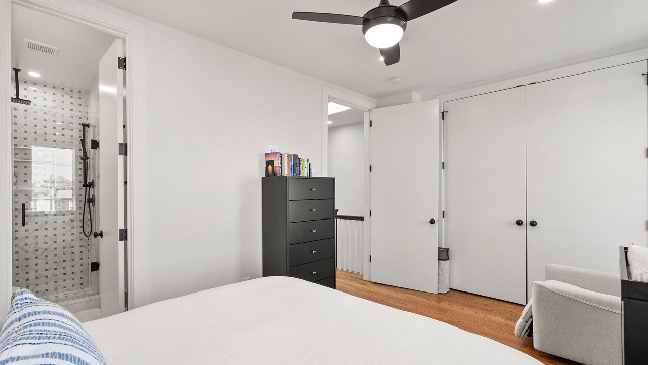 Photo of Bedroom in Hill East