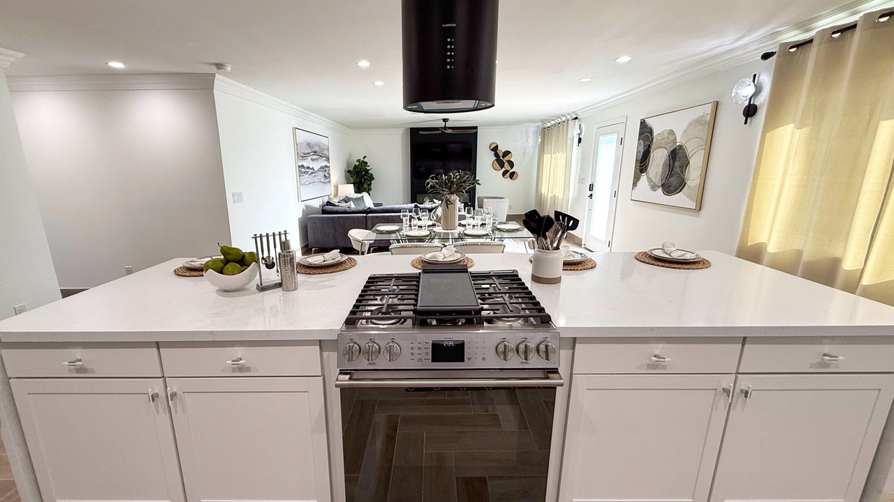 Photo of Kitchen in Scottsdale Estates Nine