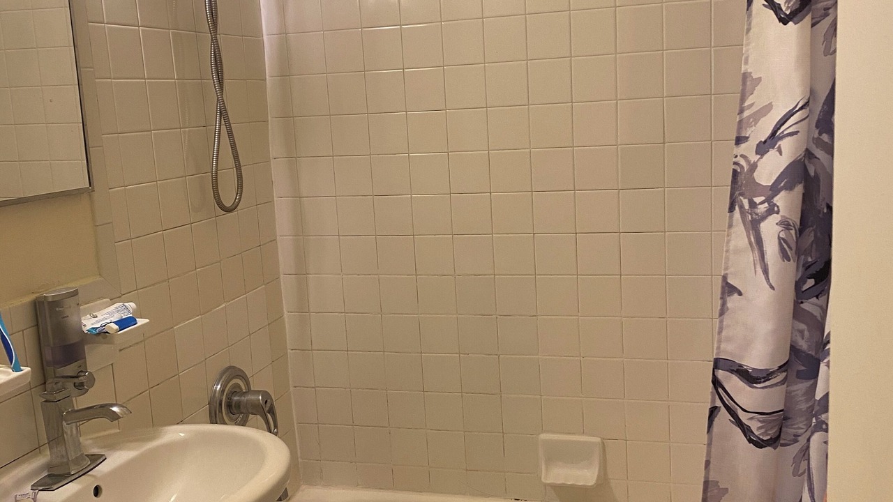 Photo of Bathroom in Central Park North