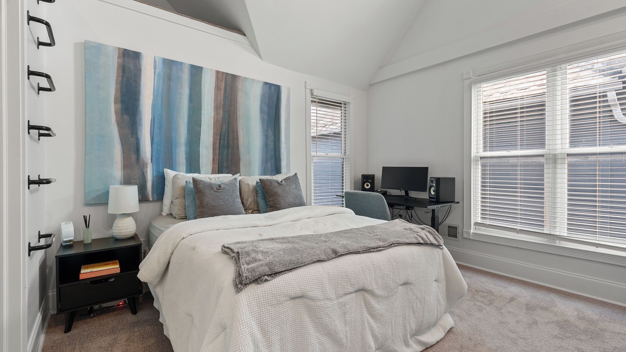 Photo of Bedroom in Weinland Park