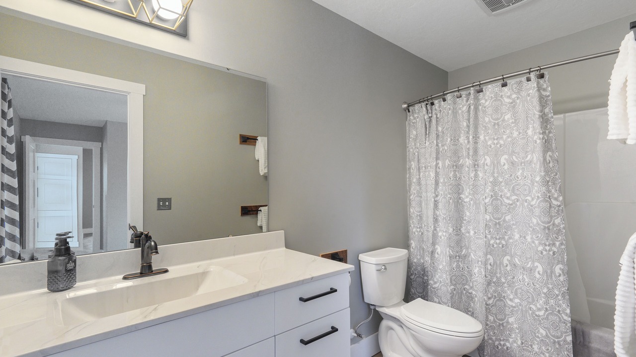 Photo of Bathroom in Sugarcreek