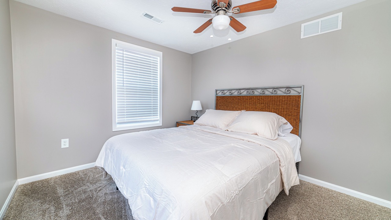 Photo of Bedroom in Ashland