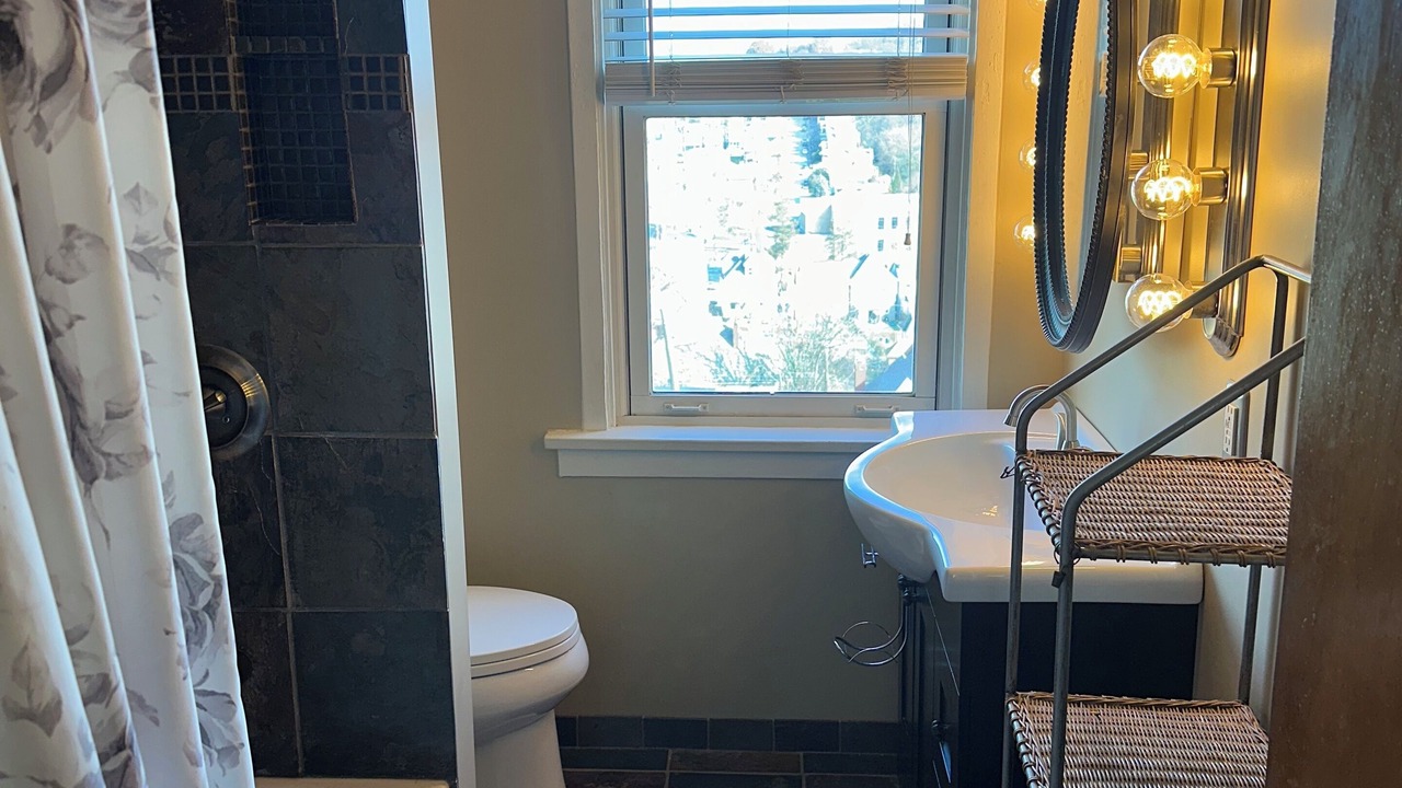 Photo of Bathroom in Pittsburgh