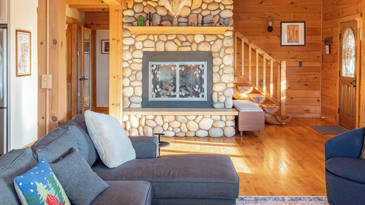 Photo of Livingroom in Chatham