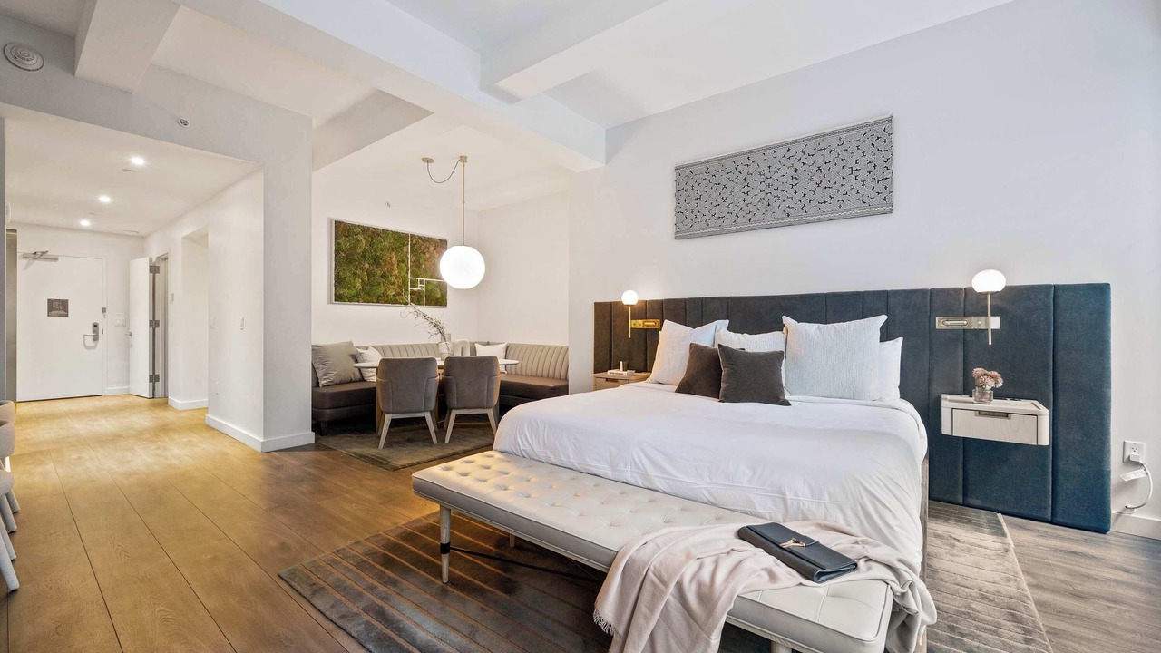 Photo of Bedroom in Financial District