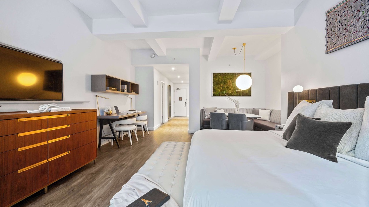 Photo of Bedroom in Financial District