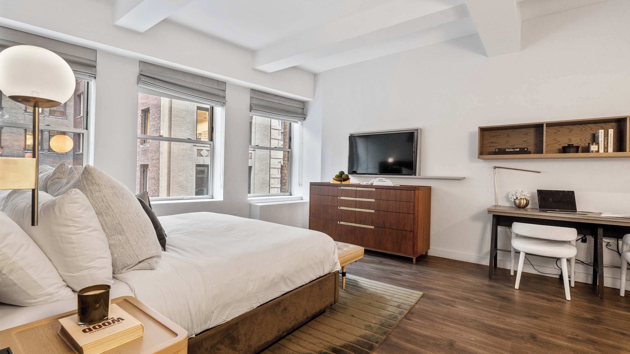Photo of Bedroom in Financial District