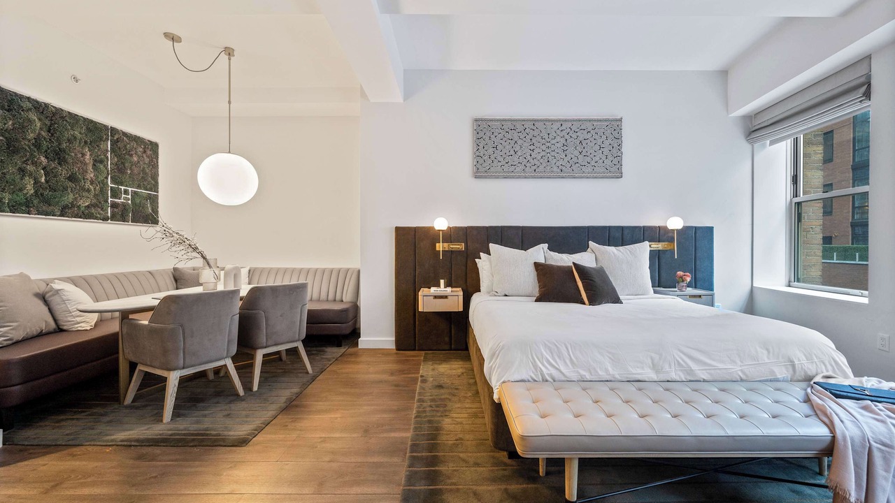 Photo of Bedroom in Financial District