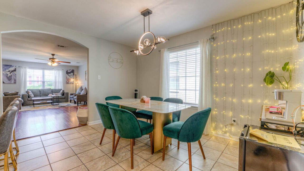 Photo of Bedroom in Gray's Creek