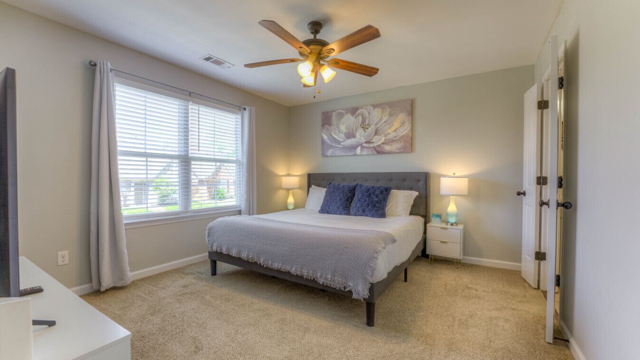 Photo of Bedroom in Gray's Creek