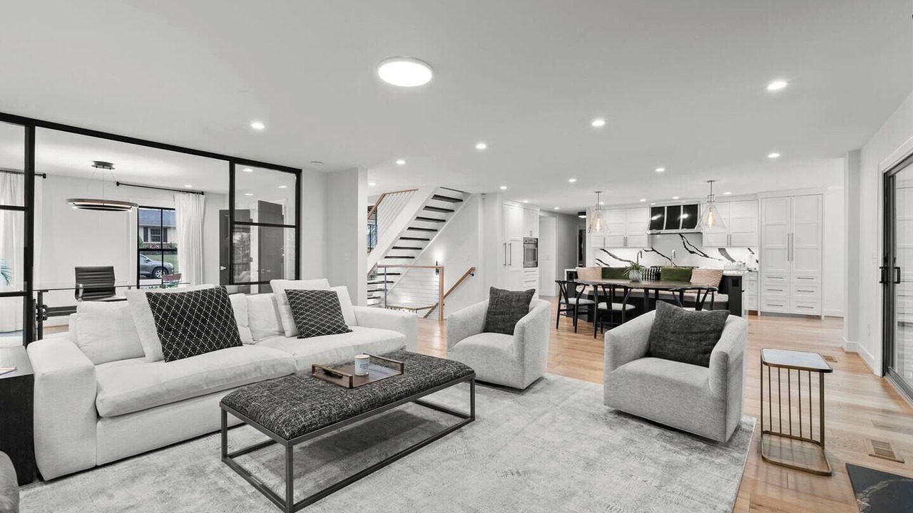 Photo of Livingroom in Lexington