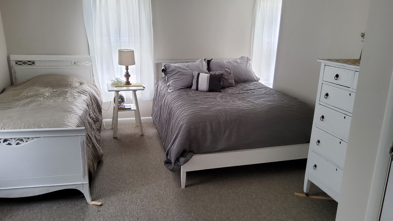 Photo of Bedroom in Laurelton