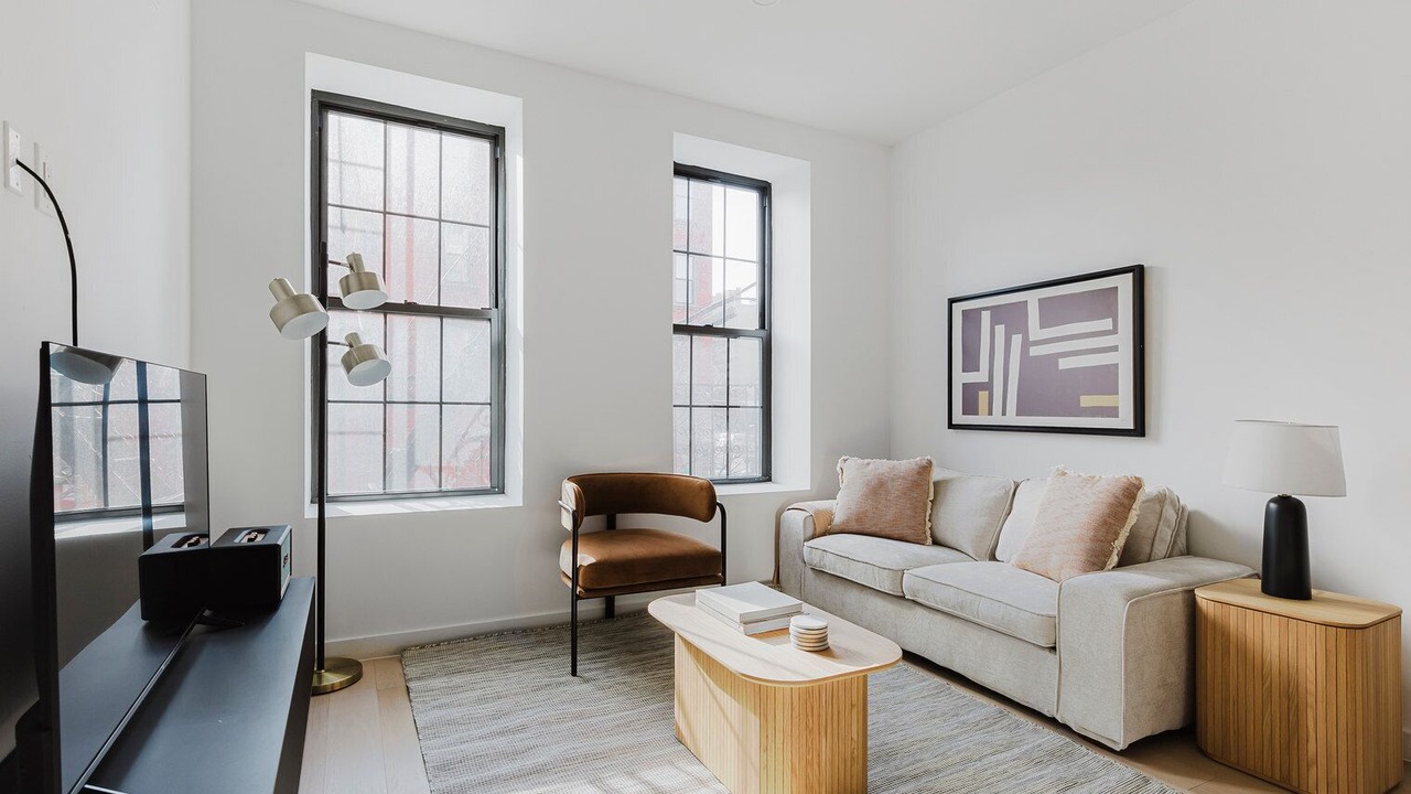 Photo of Livingroom in Greenpoint