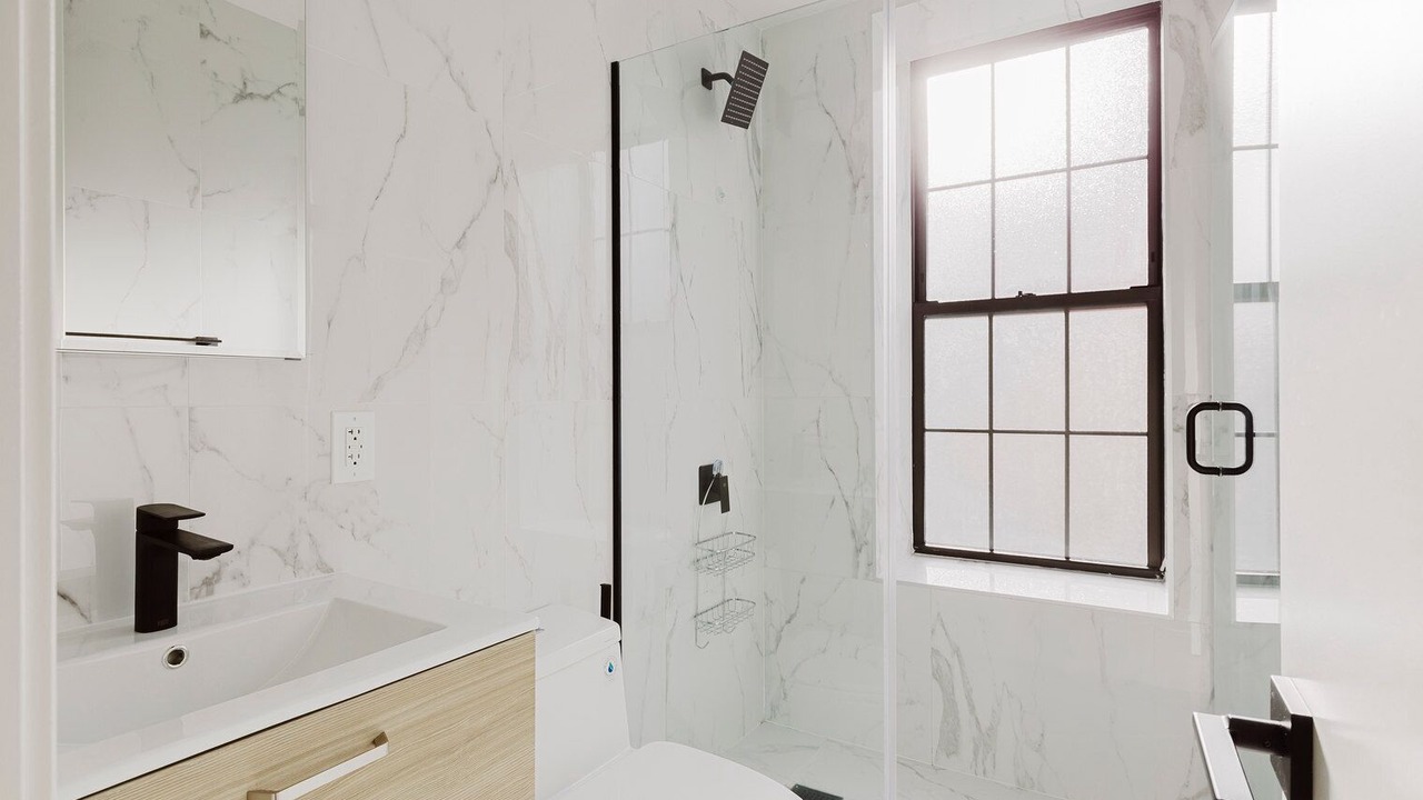 Photo of Bathroom in Greenpoint